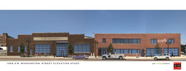 THE BLOCK: 1009 SW WASHINGTON STREET, Peoria, IL 61602